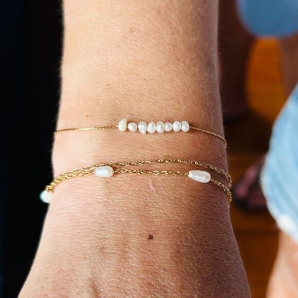 Dainty Pearl Bracelet Baroque Pearl Bracelet Gold Non-Tarnish Chain Bracelet - Picture 1 of 15